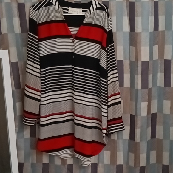 CHICO'S red white and black horizontally striped v-neck l/s blouse Size CHICO'S - Picture 2 of 3
